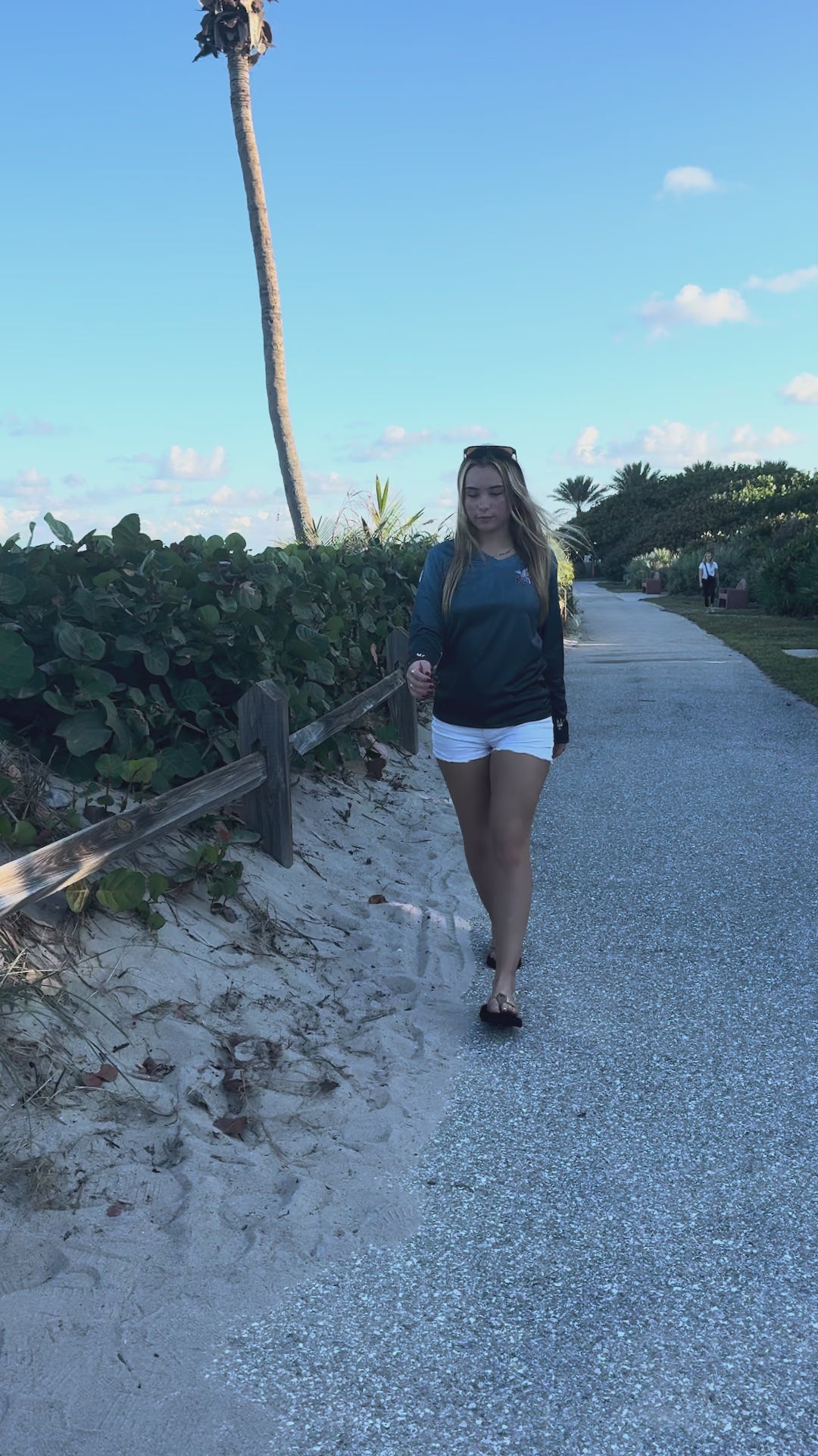 Outer Banks, NC / King Tide Women's V Neck Serene Black