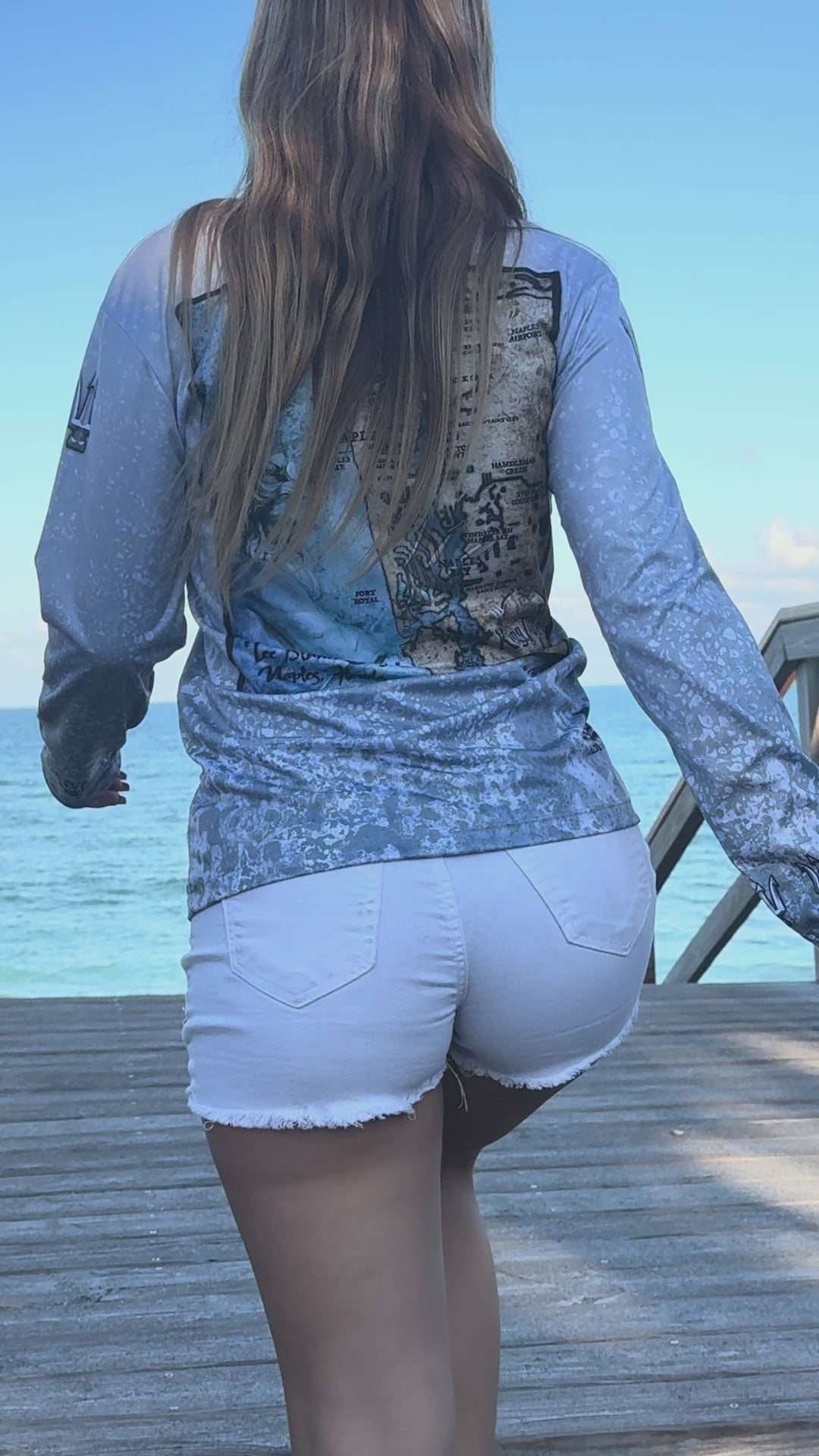 Naples, FL / King Tide Women's V Neck Allover Chart Shirt